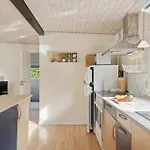 4 Bedroom Lovely In Sjaellands Odde בית נופש *