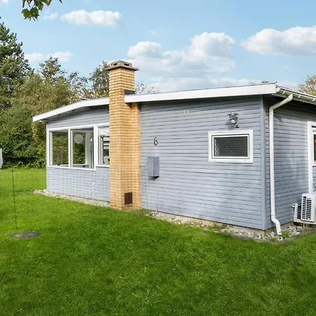 Feriehus 4 Bedroom Lovely In Sjaellands Odde *
