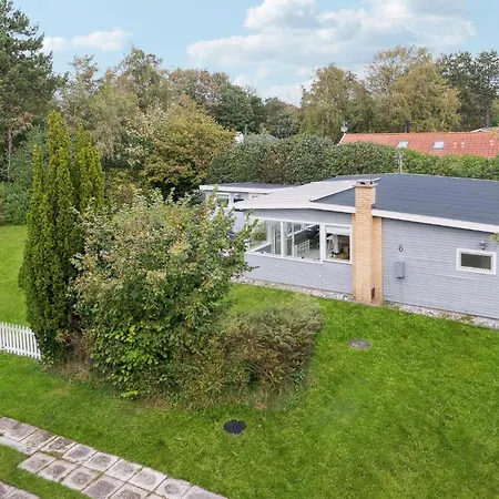 בית נופש 4 Bedroom Lovely In Sjaellands Odde Yderby