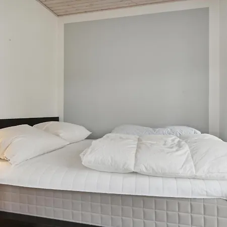 4 Bedroom Lovely In Sjaellands Odde Yderby
