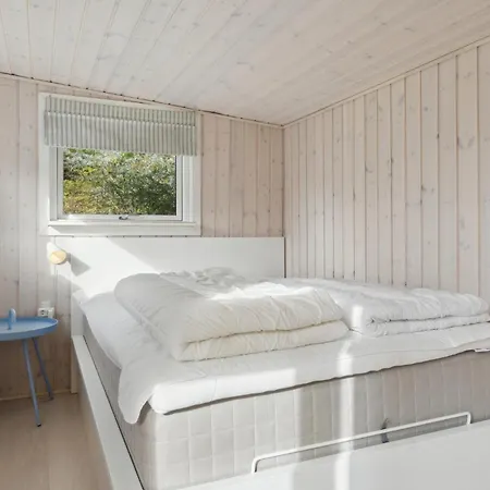 4 Bedroom Lovely In Sjaellands Odde