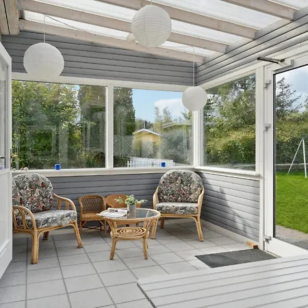 4 Bedroom Lovely In Sjaellands Odde