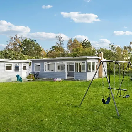 Lovely In Sjaellands Odde With Kitchen Holiday home *