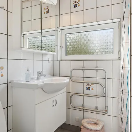 4 Bedroom Lovely In Sjaellands Odde