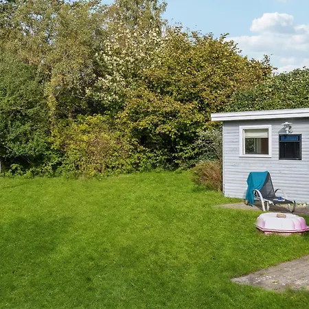 4 Bedroom Lovely In Sjaellands Odde *