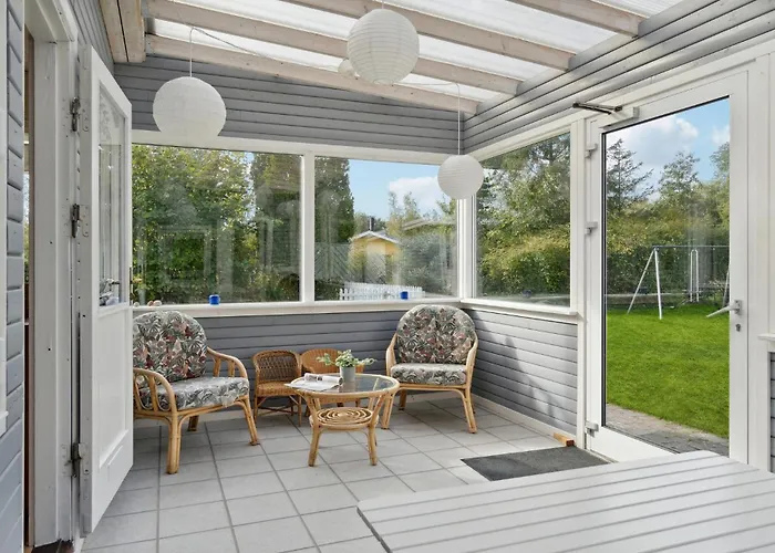 4 Bedroom Lovely In Sjaellands Odde