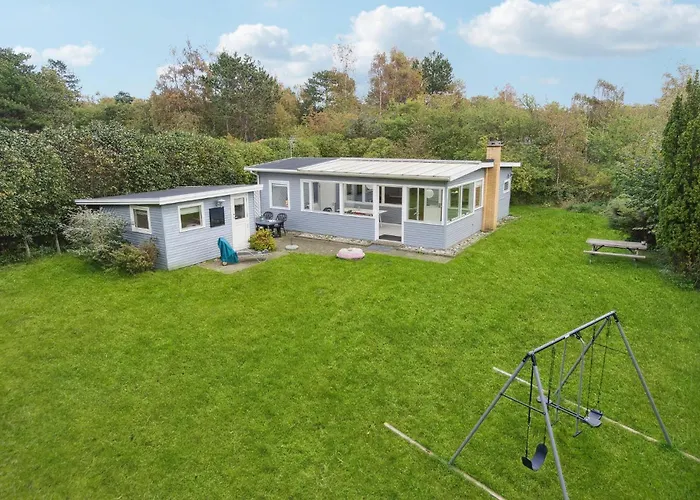 4 Bedroom Lovely In Sjaellands Odde Feriehus